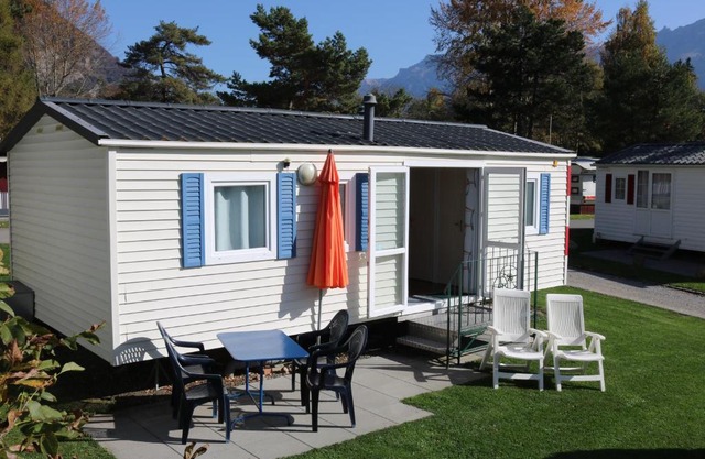 Altogold Swiss Holidays At Manor Farm 5*