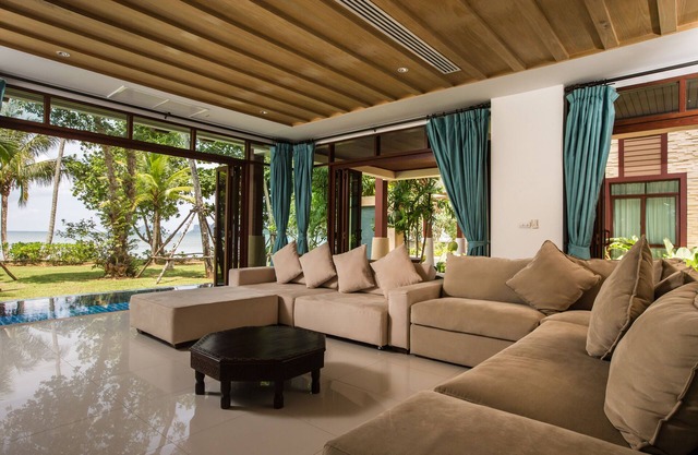 Villa frente a la playa de Amatapura 14