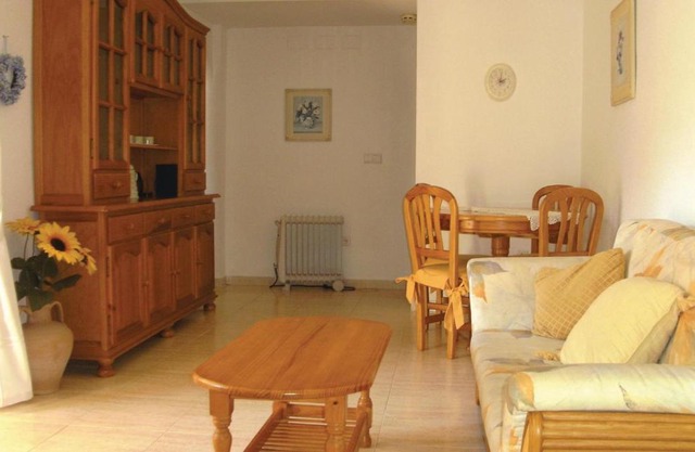 Increíble apartamento en Guardamar del Segura con 2 dormitorios y WiFi