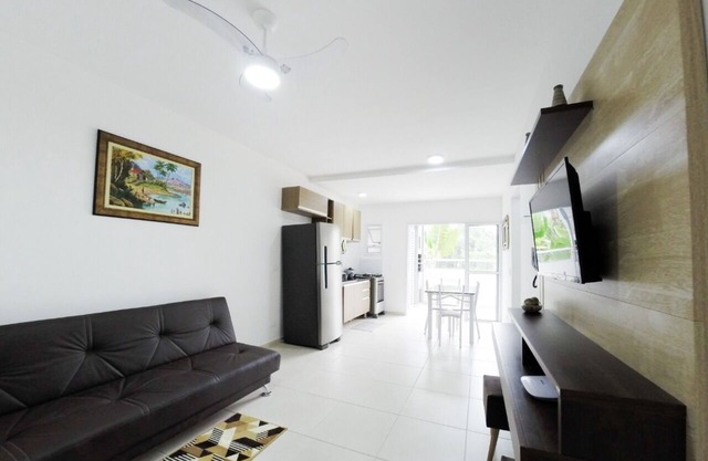 Increíble apartamento a 350m de Perequê Açu.