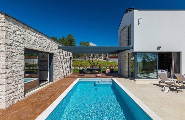 Increíble casa en Visnjan con sauna