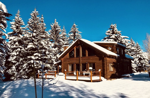 Amazing Log Home Retreat Hailey-Sun Valley cerrar