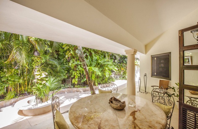 Increíble "Villa Dorada" ¡Junto a la playa con piscina privada y Wifi gratis!