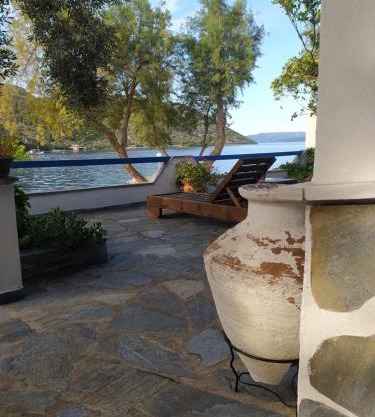 Amfithea Seaview apartment