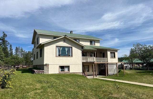 Lago Koocanusa, Eureka, West Kootenai, Rexford - 2. 5 Acre Retreat & Recreación