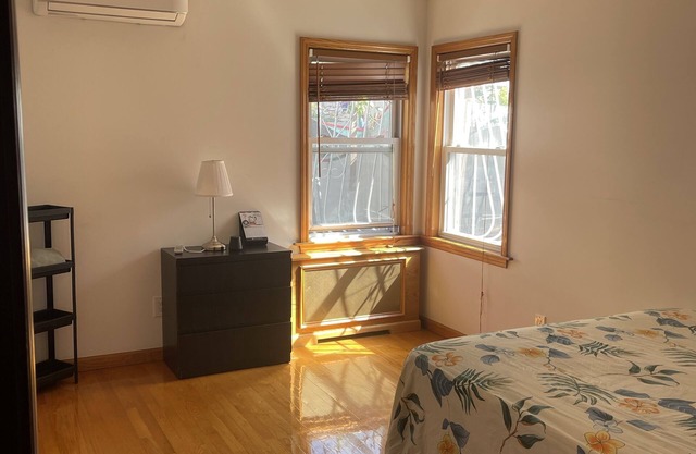 Amplia y cómoda habitación, para disfrutar de unas excelentes vacaciones.