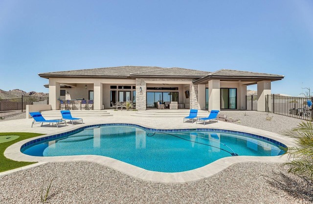Apache Junction Vacation Rental Heated Pool, Mountain Views, Pet-Friendly Home
