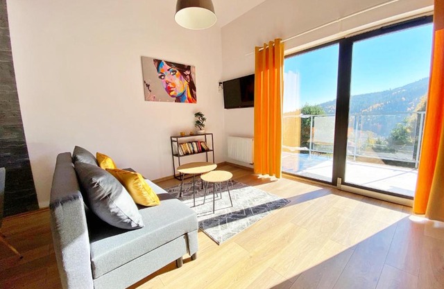 APARTAMENT SKANDYNAWSKI 2-poziomowy SAUNA JACUZZI