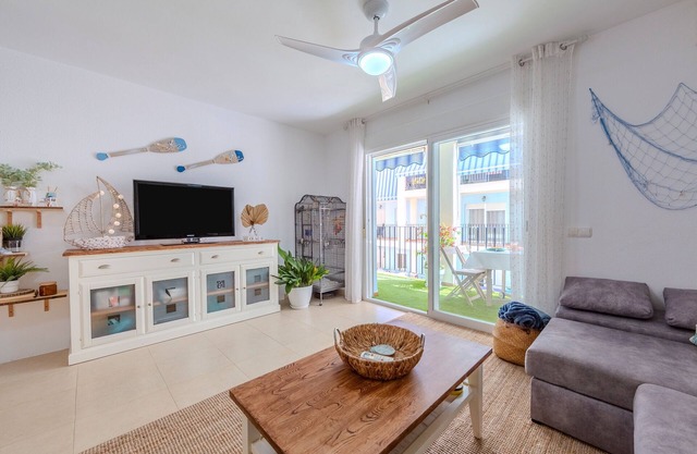 'Apartamento Zen Dreams Almerimar' con vistas al mar, Wi-Fi y aire acondicionado