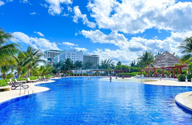 Apartamentos de lujo frente al Mar Caribe