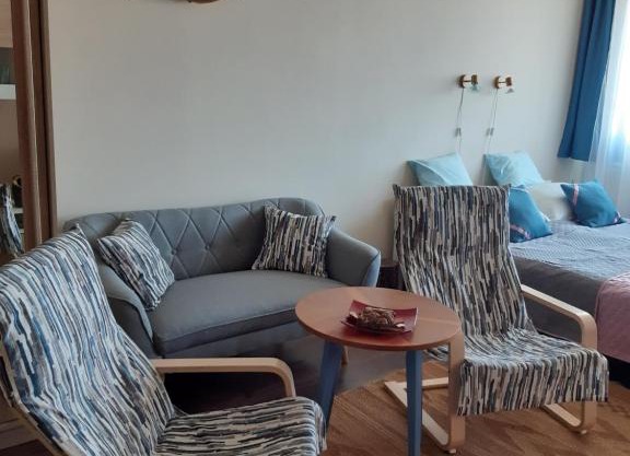 Apartman a város felett (Apartment above the city)