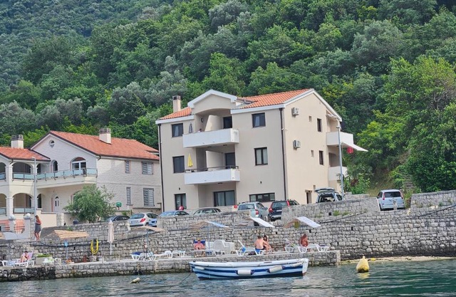 Apartmani Račeta