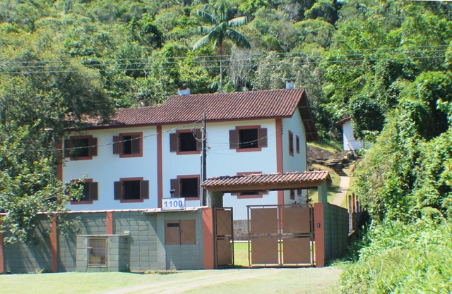 Apartamento 2 - Sobrado Enseada