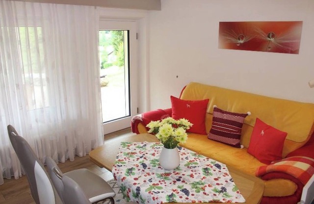 Apartamento '3' con terraza privada, jardín compartido y Wi-Fi