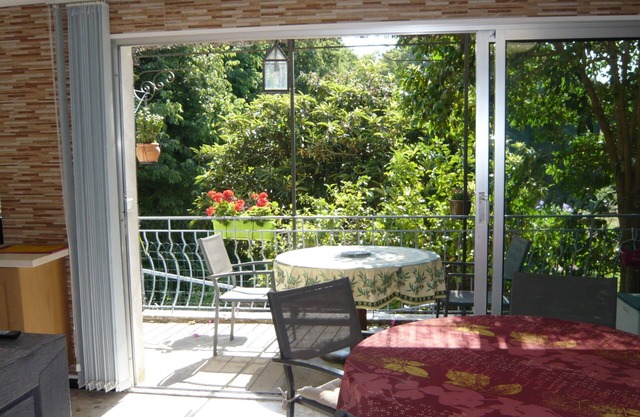 APARTAMENTO 50 M² AIRE ACONDICIONADO VISTA AL JARDÍN