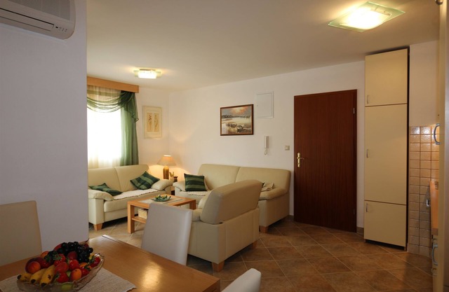 Apartamento Bensak (10036-A1) - Klimno - isla Krk