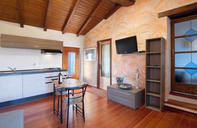 Apartamento 'Belcantone 2' con vistas al lago y Wi-Fi