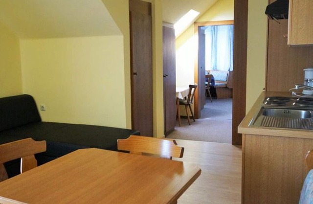 Apartamento Categoría III Z - Zur Landeroith GmbH