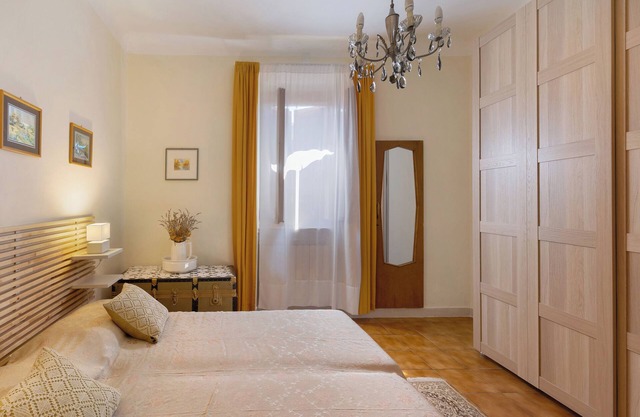 Apartamento 'Corbei' con vistas al lago, terraza compartida y Wi-Fi