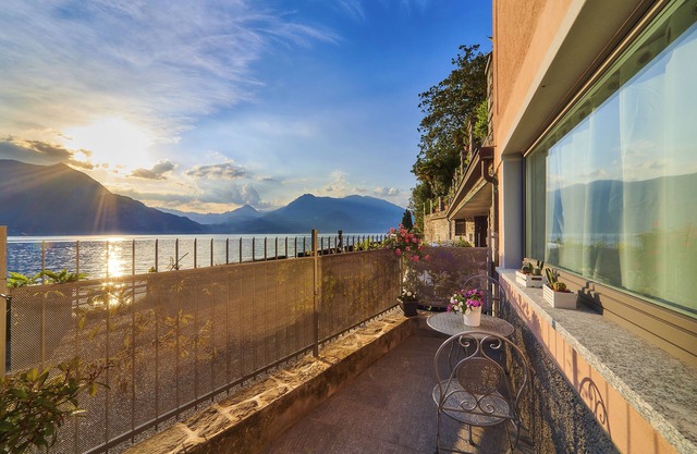 Apartamento "El Lavandee" con acceso al lago, vistas al lago y a la montaña y aire acondicionado