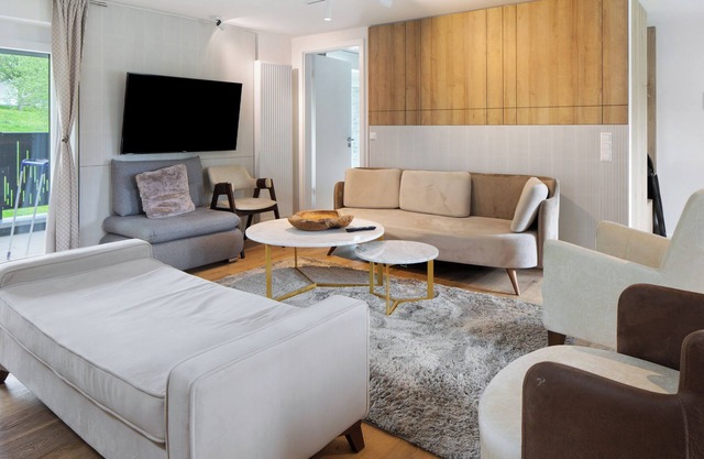 Apartamento 'Elmend's Wellnessoase' con vistas a la montaña, jardín compartido y Wi-Fi