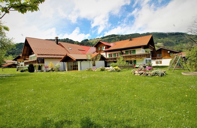 Apartamento 'Ferienhof 'beim Wendlar'' con vistas a la montaña, jardín privado y Wi-Fi