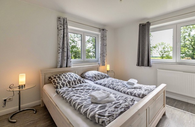 Apartamento 'Föhr' con jardín compartido y Wi-Fi