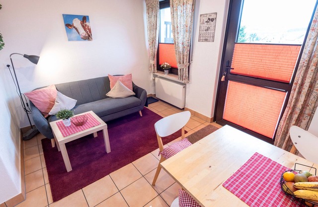 Apartamento 'Gänseblümchen' con vistas a la montaña, terraza compartida y Wi-Fi