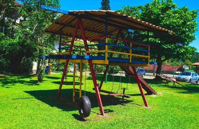 Apartamento en condominio con piscina y playa