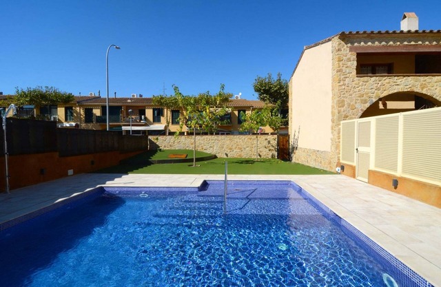 Apartamento en Pals cerca de El Pedró