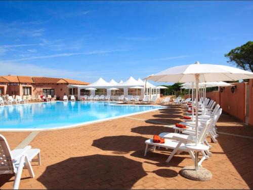 Apartment in Vignola Mare near Sandy Beach