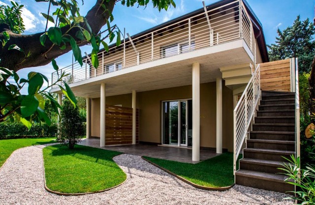 Apartment Iris e Girasole by Interhome