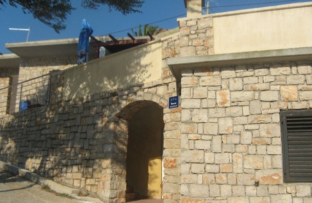 Apartment Katija (107621-A1) - Zirje - island Zirje