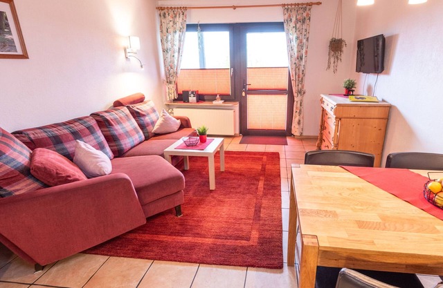 Apartamento 'Kornspeicher' con vistas a la montaña, terraza compartida y Wi-Fi