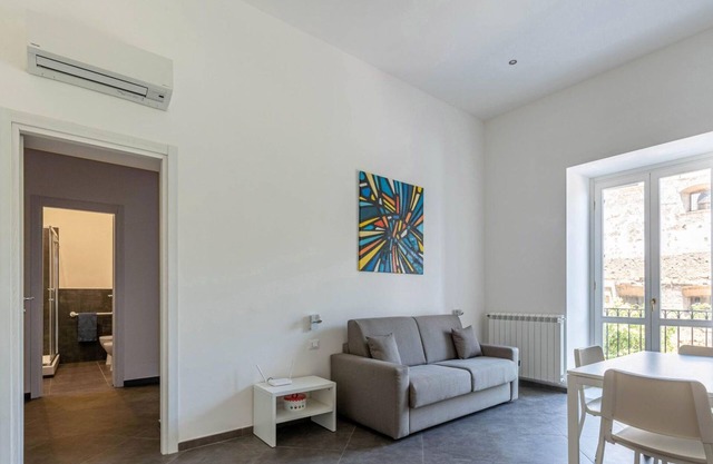 Apartment La Cala in Palermo