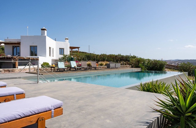 Apartamento 'Lavanda' con vistas al mar, Wi-Fi y aire acondicionado
