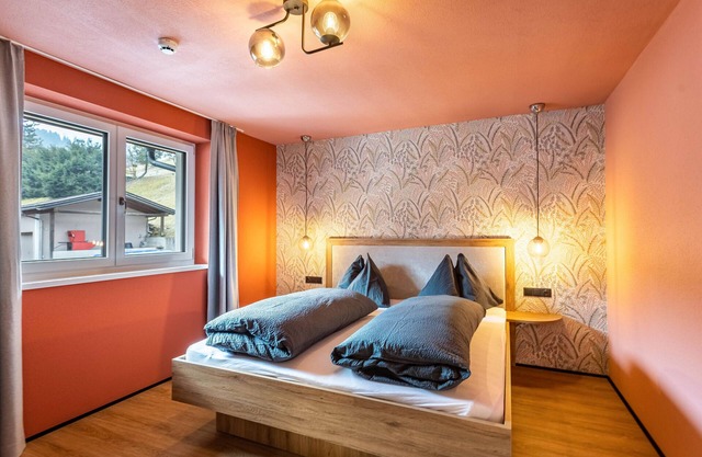 Apartamento 'Luisalle Top 4' con vistas a la montaña, balcón y Wi-Fi