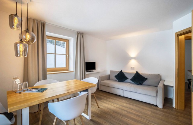 Apartamento "Mountain Residence Kasern Nr 2" con vistas a la montaña, jardín y balcón
