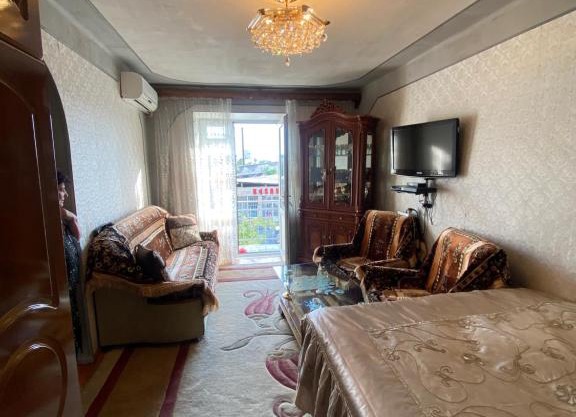 Apartment near Airport and station Charbakh