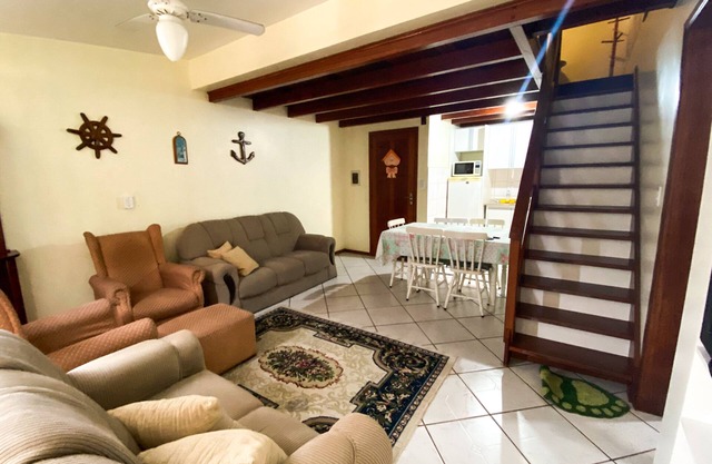 Apartment on Garopaba's main street