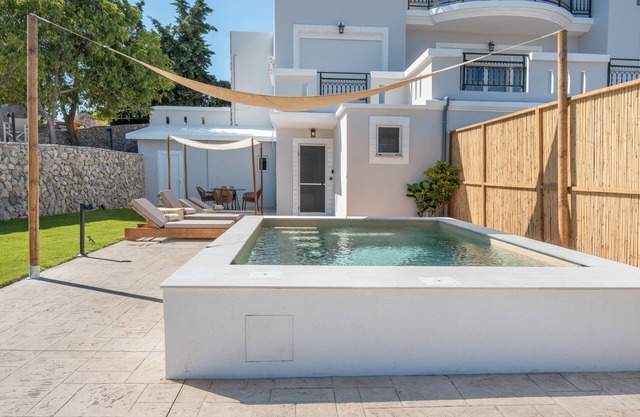 Apartamento 'One con Piscina Privada' con Piscina Privada, Wi-Fi y Aire Acondicionado