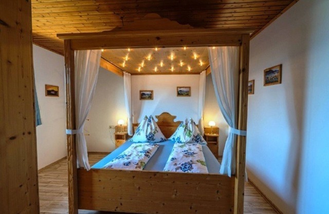 Apartamento Romantik: su acogedor apartamento en Weyregg am Attersee