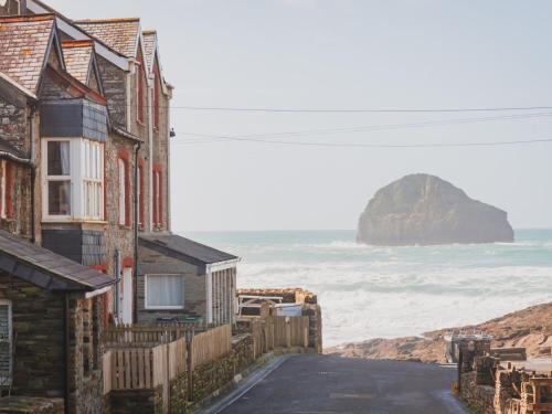 Apartment Salty Sea Dog by Interhome