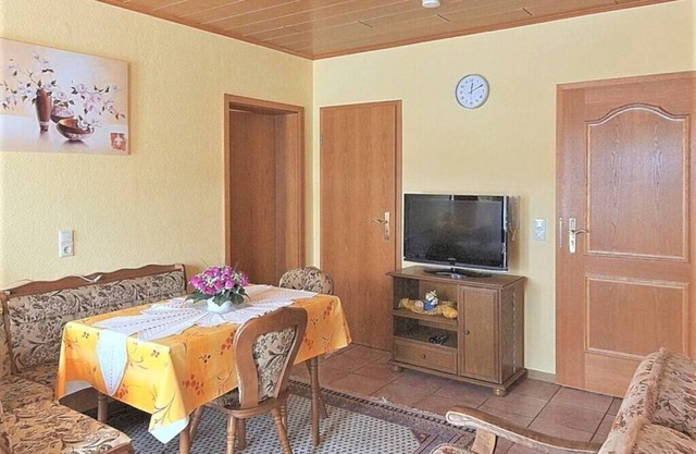 Apartamento 'Sonnenblick - Fewo 1' con balcón y Wi-Fi