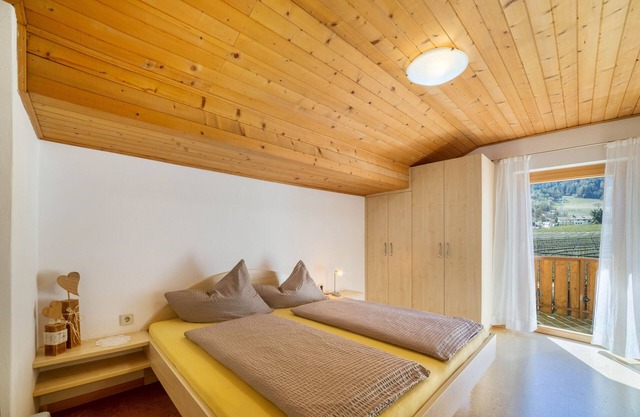 Apartamento 'Typ A Haus Pöder' con vistas a la montaña, jardín compartido y Wi-Fi