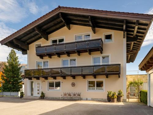 Apartment Weberbauer-2 by Interhome