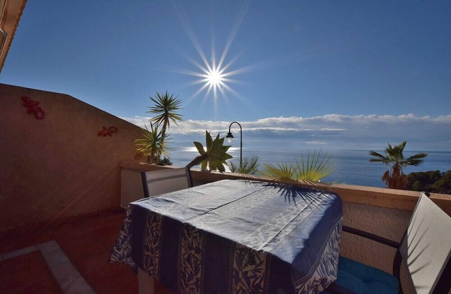 Apartamento con piscina comunitaria en Altea, en la Costa Blanca, España para 4 personas