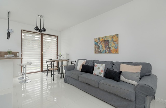 Apartment With Garden by Renters