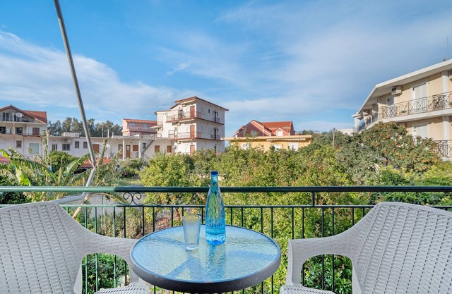 Apartamento '' con jardín compartido, Wi-Fi y aire acondicionado