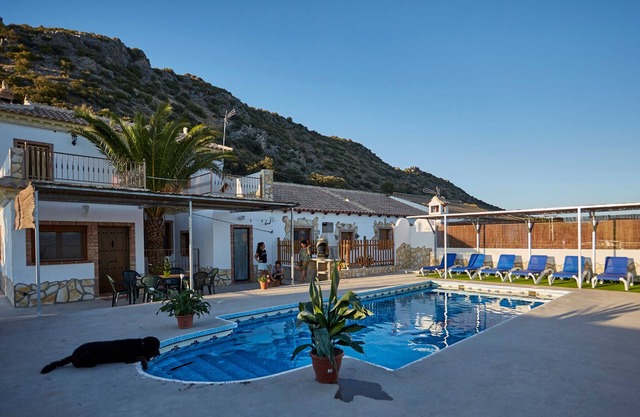 Casa con piscina privada y vistas espectaculares, ideal para familias